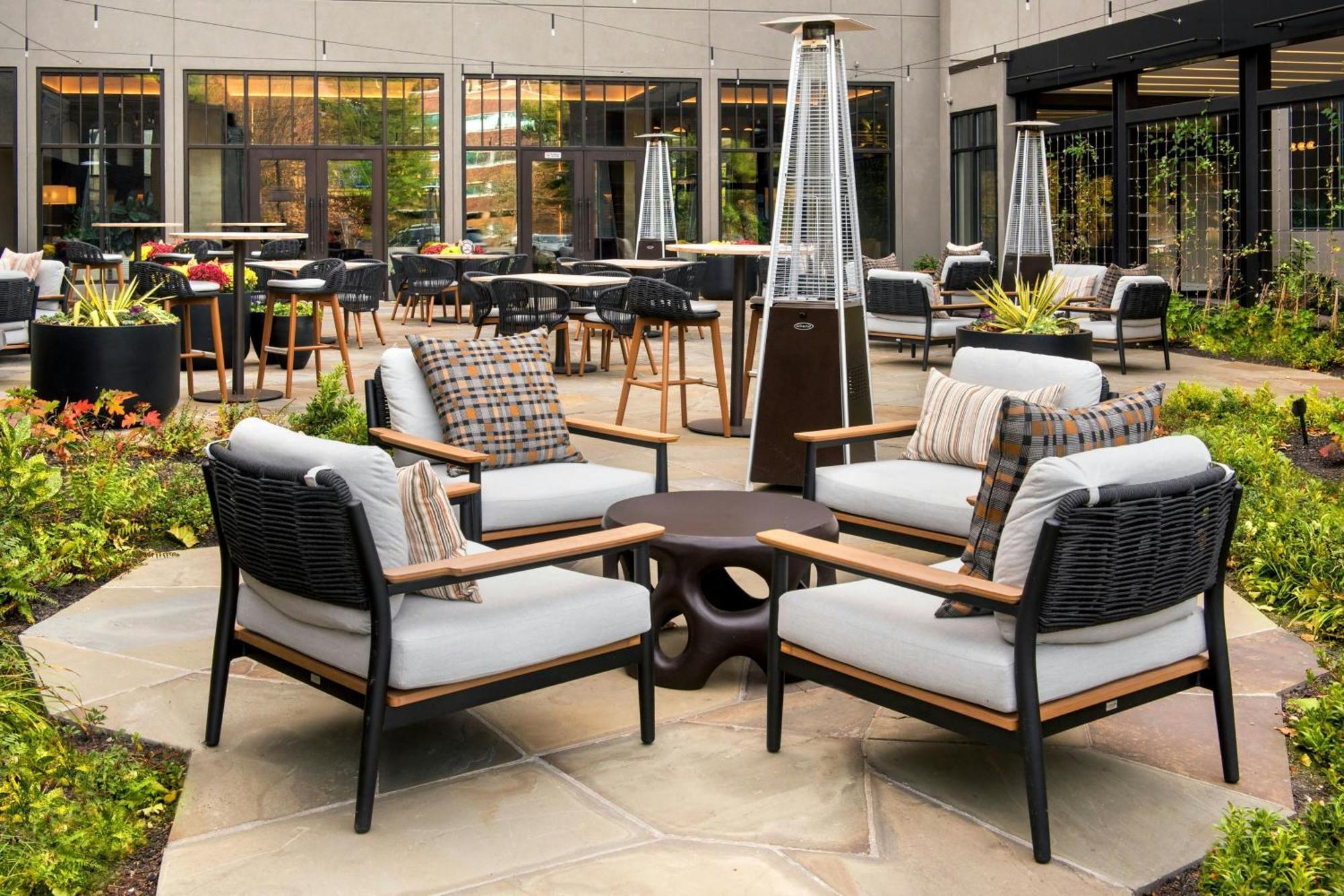Westchester Marriott Tarrytown Exterior foto
