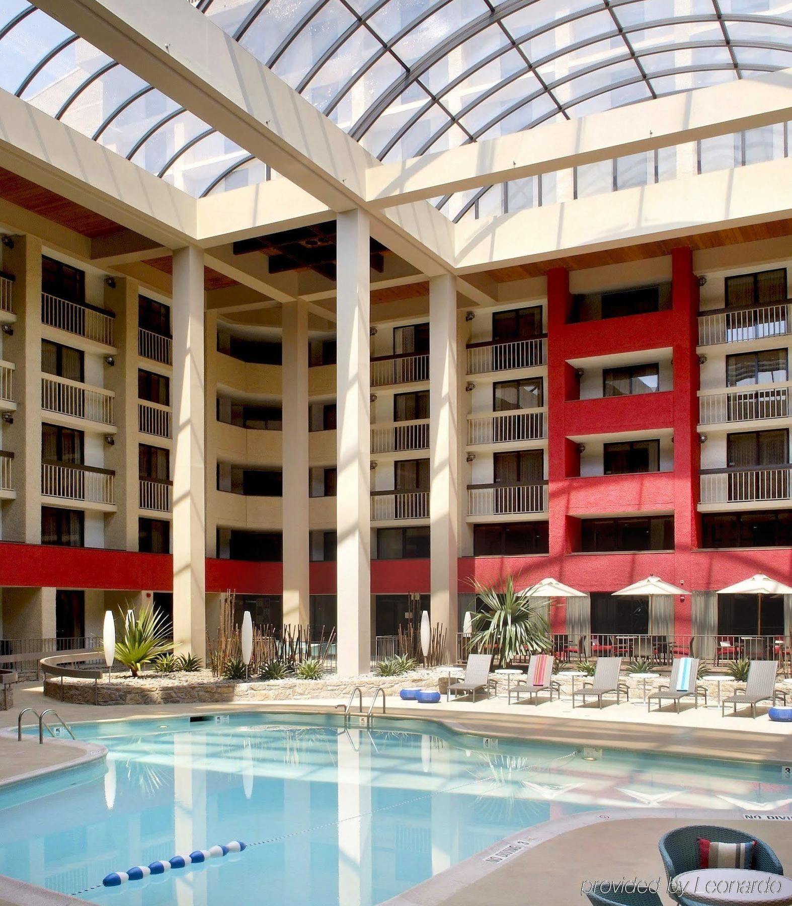 Westchester Marriott Tarrytown Exterior foto